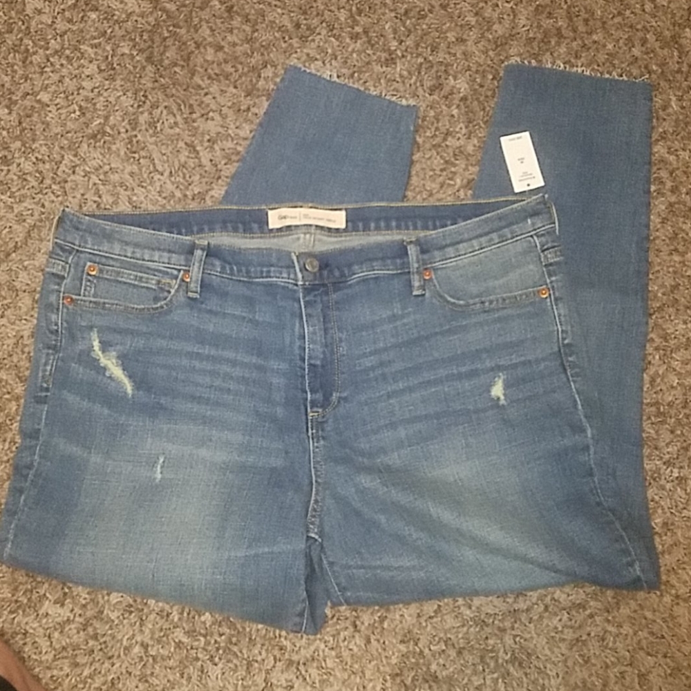 Brand New with Tag. Gap True Skinny Ankle Jeans